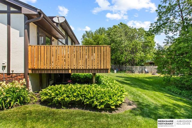 1635 N 123 Street, Omaha, NE 68154