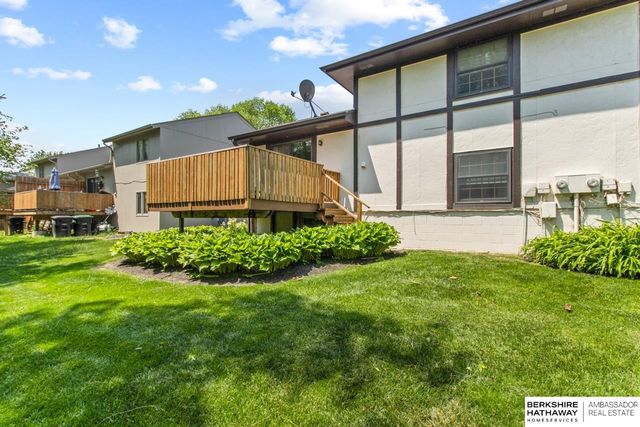 1635 N 123 Street, Omaha, NE 68154
