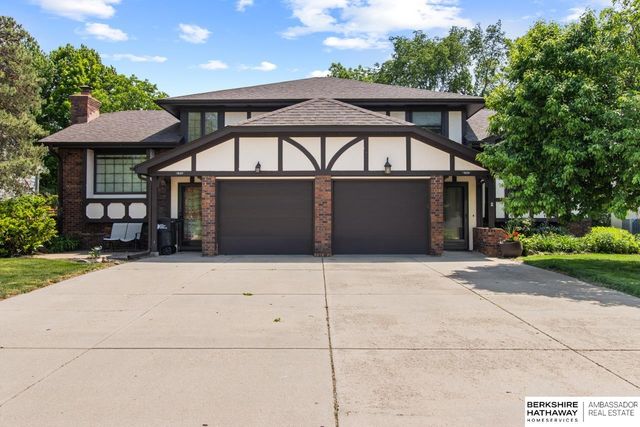 1635 N 123 Street, Omaha, NE 68154