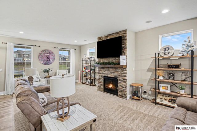 10101 S 31 Street, Roca, NE 68430