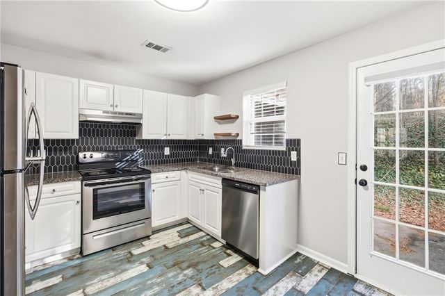 103 Lilli Lane, Woodstock, GA 30188