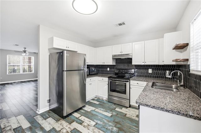 103 Lilli Lane, Woodstock, GA 30188