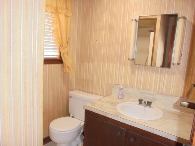 2411 Valley St, Baton Rouge, LA 70808
