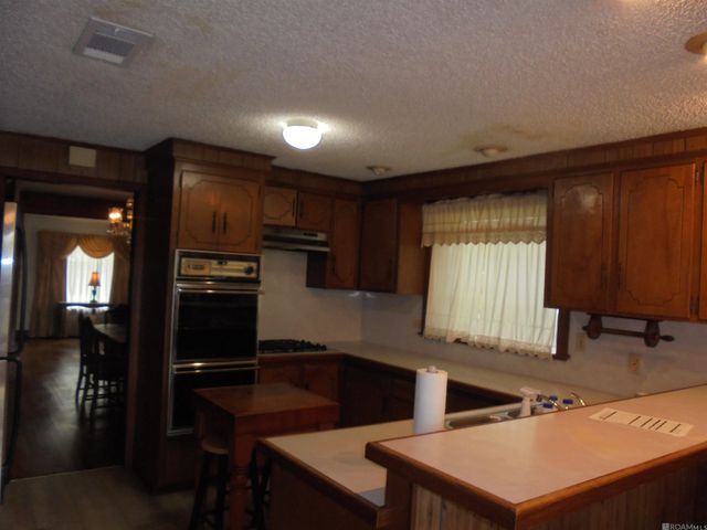 2411 Valley St, Baton Rouge, LA 70808