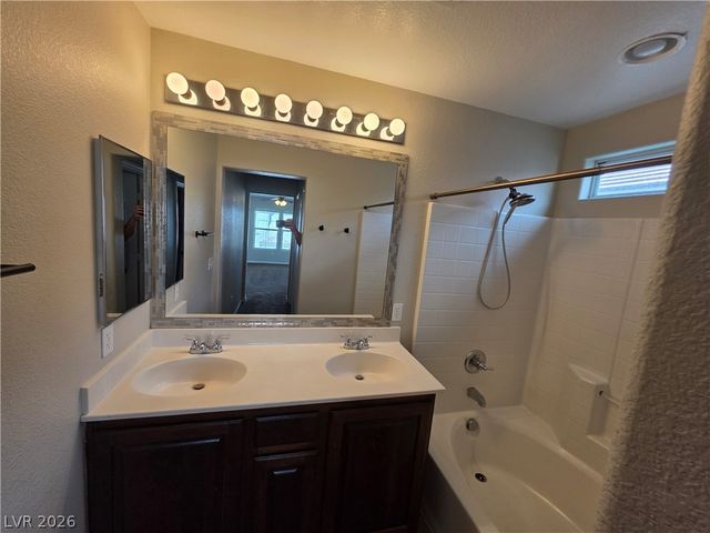9547 Leaping Lizard Street, Las Vegas, NV 89178