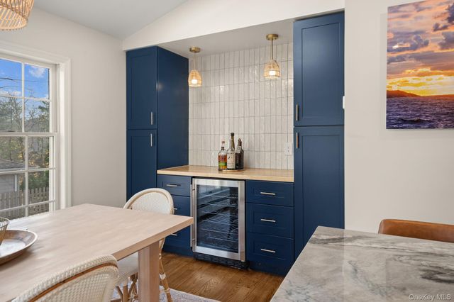 3 Kew Court, Huntington, NY 11743