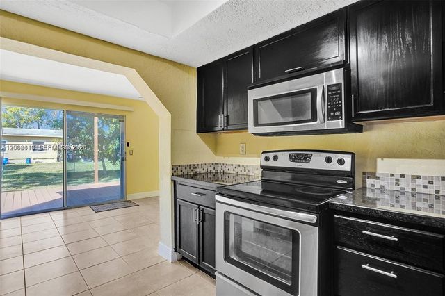 7131 NW 24th Pl 7131, Sunrise, FL 33313