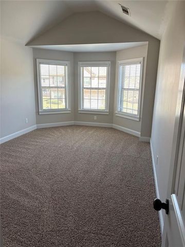 410 Live Oak Pass, Loganville, GA 30052