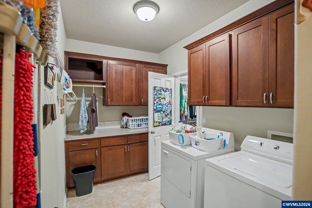 212 Greenlink Wy, Newberg, OR 97132