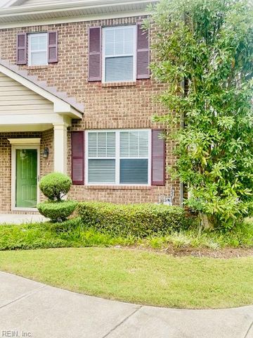 347 Holyoke LN, Chesapeake, VA 23320