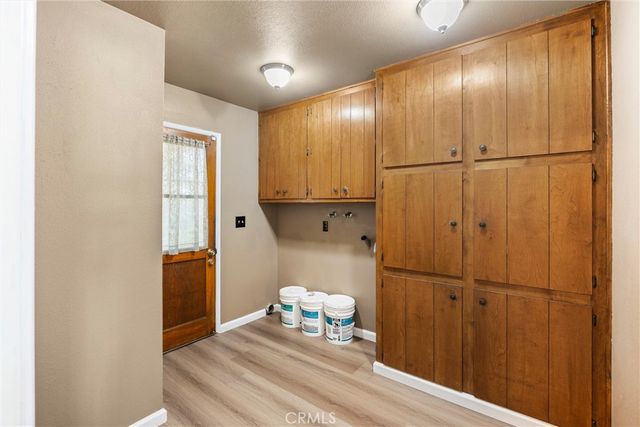9596 Tangelo Ave, Fontana, CA 92335