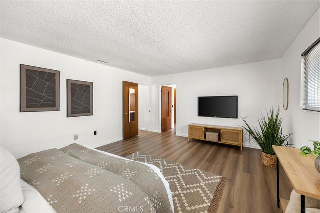 9596 Tangelo Ave, Fontana, CA 92335