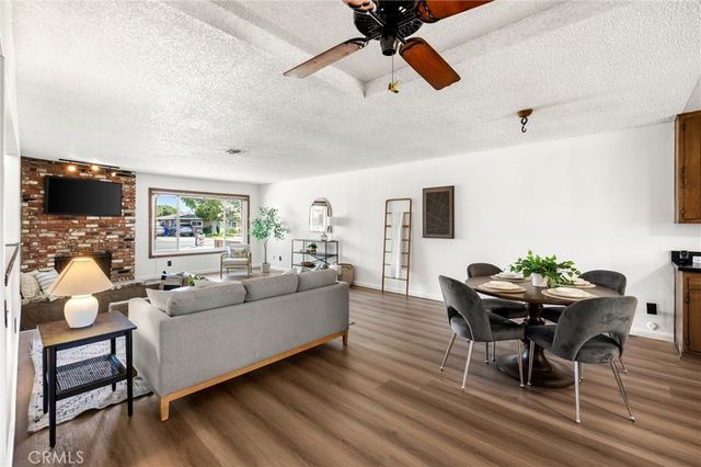9596 Tangelo Ave, Fontana, CA 92335