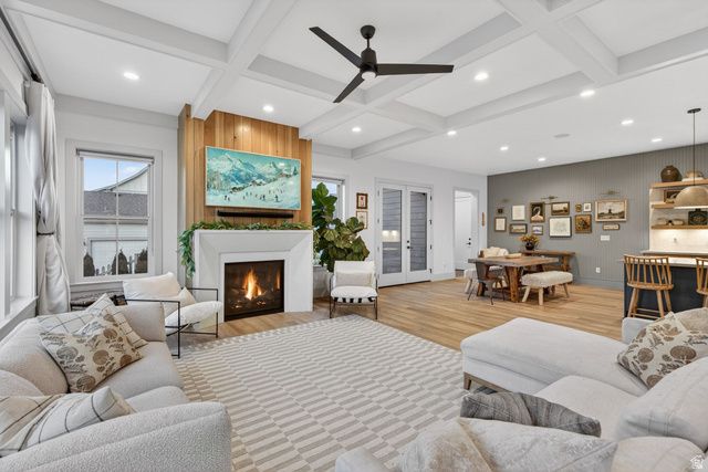 6978 W DOCKSIDER DR, South Jordan, UT 84009