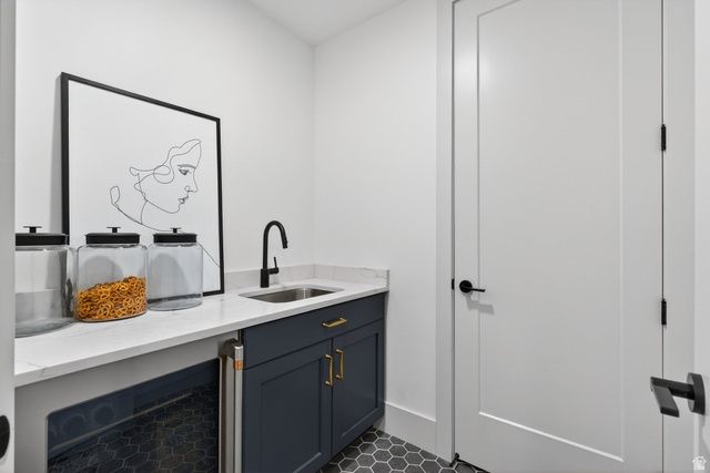 6978 W DOCKSIDER DR, South Jordan, UT 84009