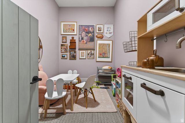 6978 W DOCKSIDER DR, South Jordan, UT 84009