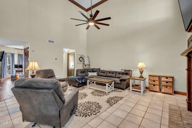 1613 Fairhaven Drive, Gautier, MS 39553