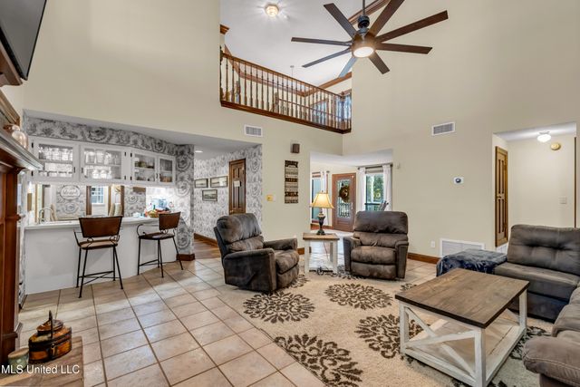 1613 Fairhaven Drive, Gautier, MS 39553