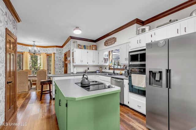 1613 Fairhaven Drive, Gautier, MS 39553