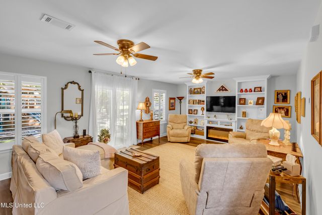 1613 Fairhaven Drive, Gautier, MS 39553