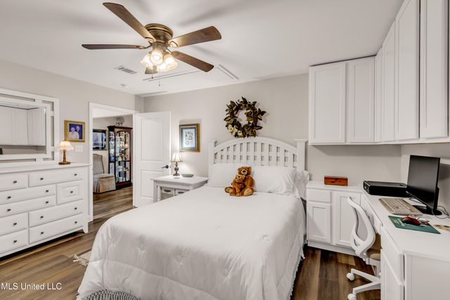 1613 Fairhaven Drive, Gautier, MS 39553