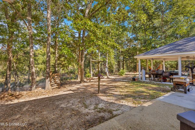 1613 Fairhaven Drive, Gautier, MS 39553