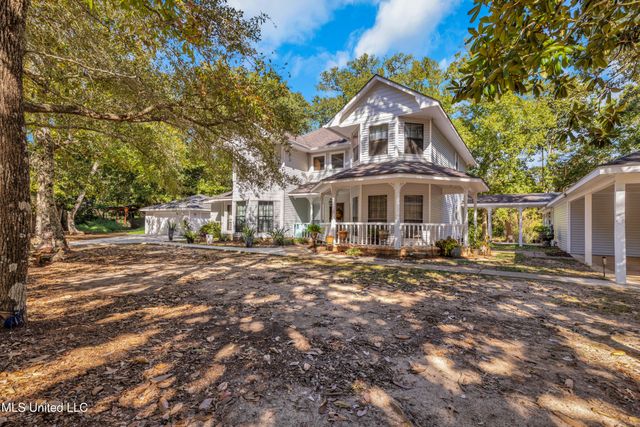1613 Fairhaven Drive, Gautier, MS 39553