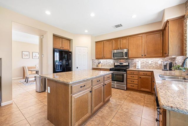 79805 Camden Drive, Indio, CA 92203