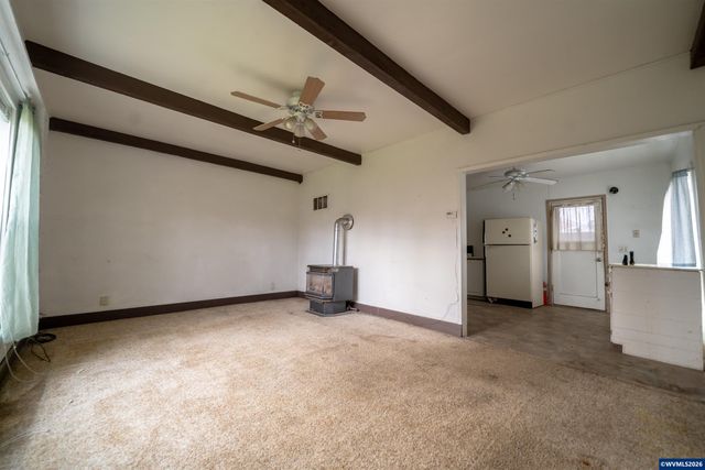 435 N Peach St, Stayton, OR 97383