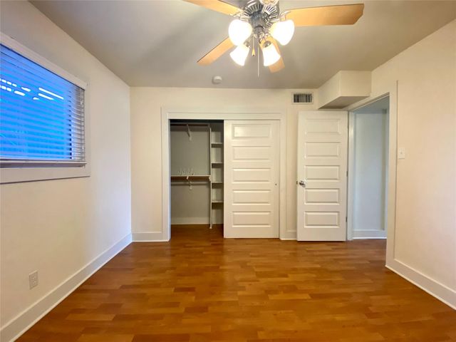 3815 Guadalupe ST 207, Austin, TX 78751