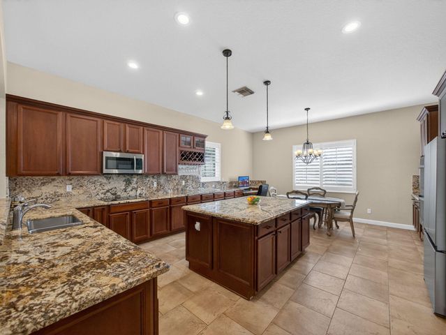 5621 SW Longspur Lane, Palm City, FL 34990
