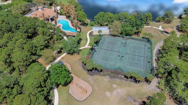 5621 SW Longspur Lane, Palm City, FL 34990