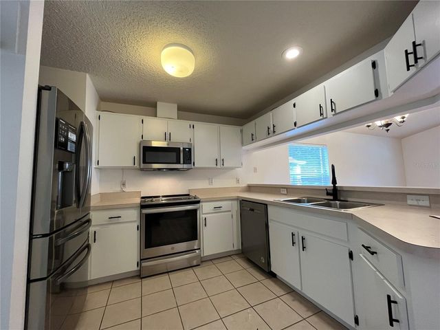 7503 S WEST SHORE BOULEVARD, Tampa, FL 33616