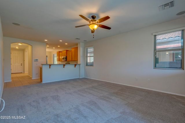 8592 N Western Juniper Terrace, Tucson, AZ 85743