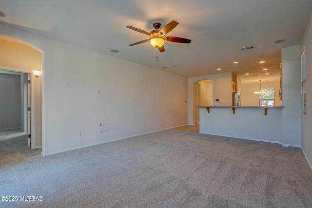 8592 N Western Juniper Terrace, Tucson, AZ 85743