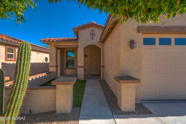 8592 N Western Juniper Terrace, Tucson, AZ 85743