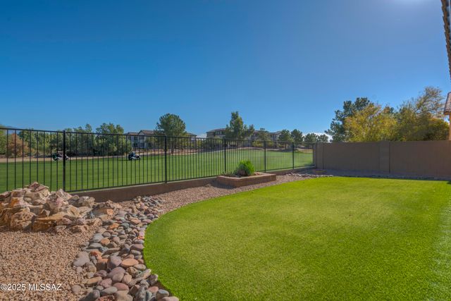 8592 N Western Juniper Terrace, Tucson, AZ 85743