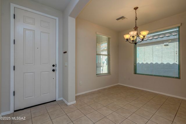 8592 N Western Juniper Terrace, Tucson, AZ 85743