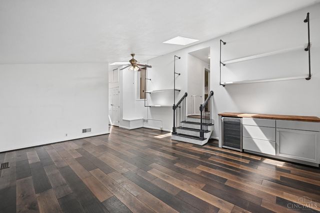 24 E Sharon Road, Glendale, OH 45246