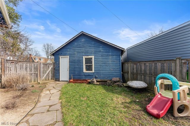 143 Baker Street, Berea, OH 44017