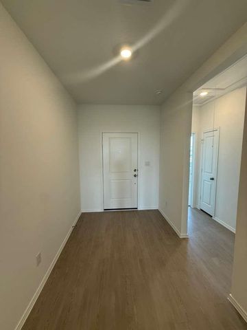 228 Rodney Boat RD, Kyle, TX 78640