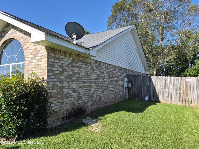13157 W Country Hills Drive, Gulfport, MS 39503