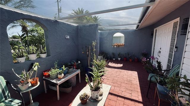 145 SE 32nd ST, Cape Coral, FL 33904