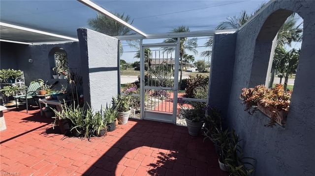145 SE 32nd ST, Cape Coral, FL 33904
