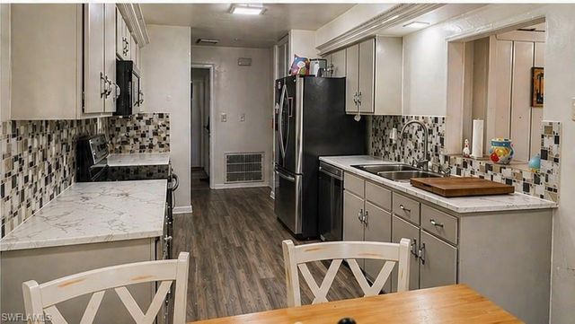 145 SE 32nd ST, Cape Coral, FL 33904