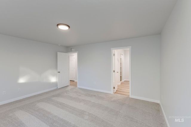 501 Waverly Ave, Middleton, ID 83644