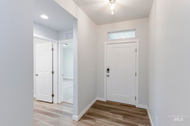 501 Waverly Ave, Middleton, ID 83644