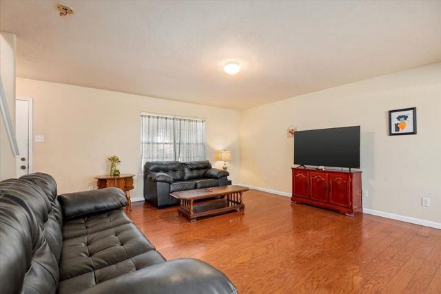 3231 Dogwood Springs Drive, Houston, TX 77073