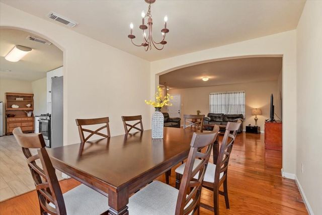 3231 Dogwood Springs Drive, Houston, TX 77073