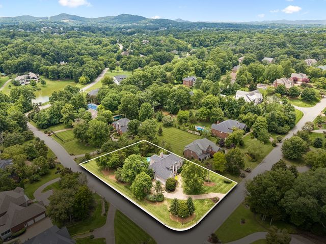 9631 Mitchell Pl, Brentwood, TN 37027